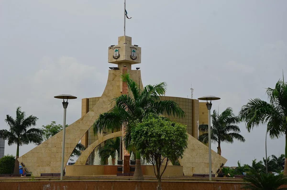 Monumento en Malabo