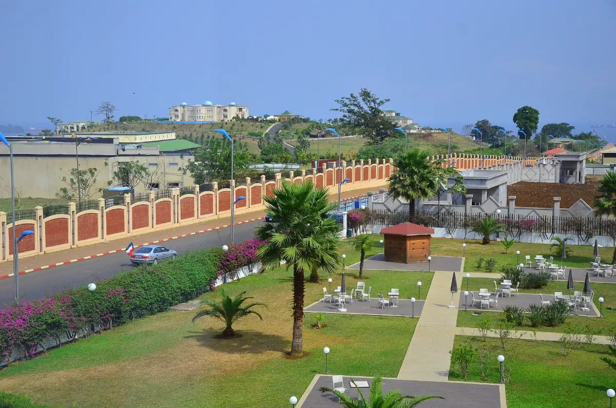 Jardines del centro de Malabo